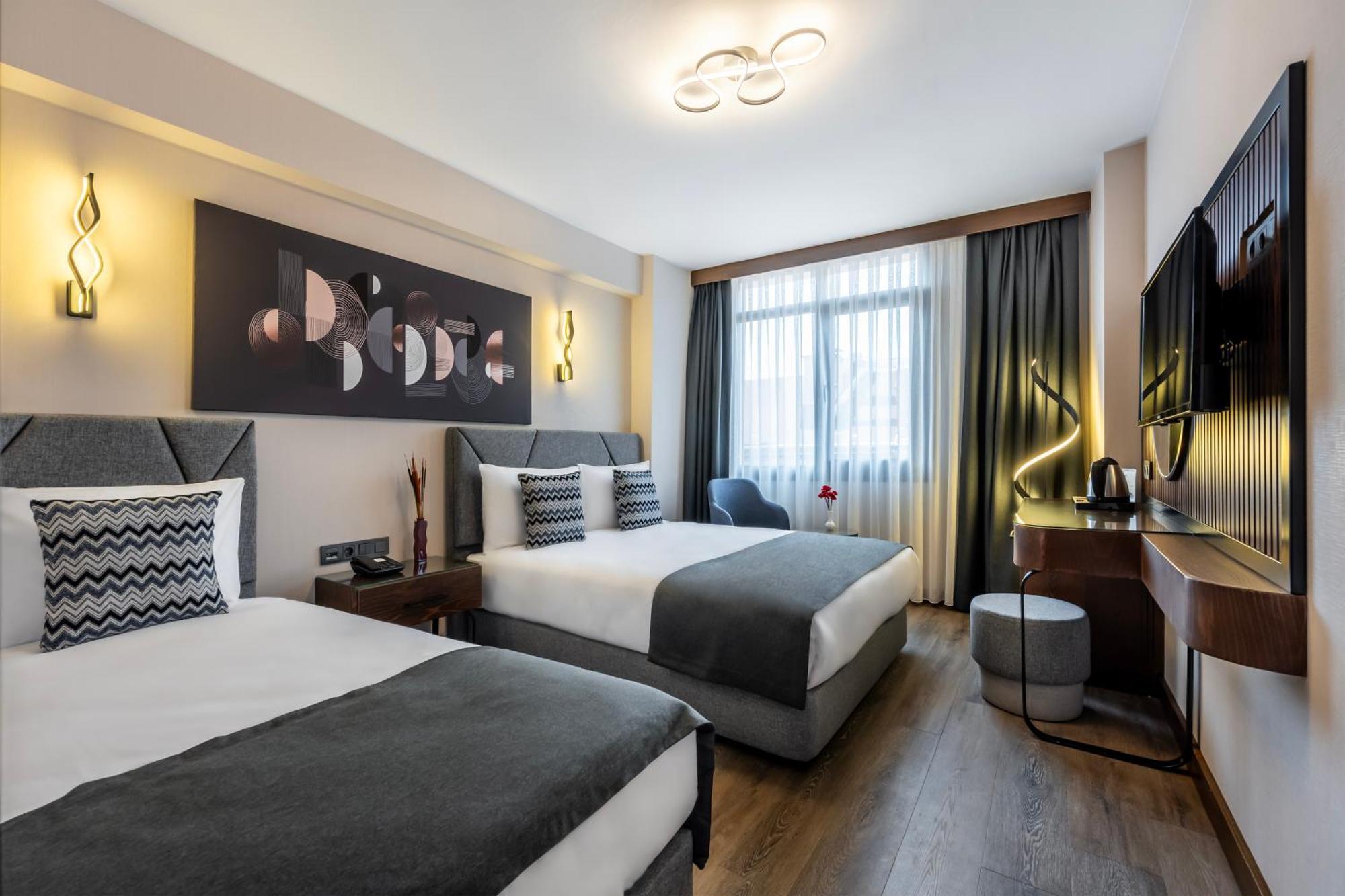 Hotel Bristol Istanbul Exteriör bild