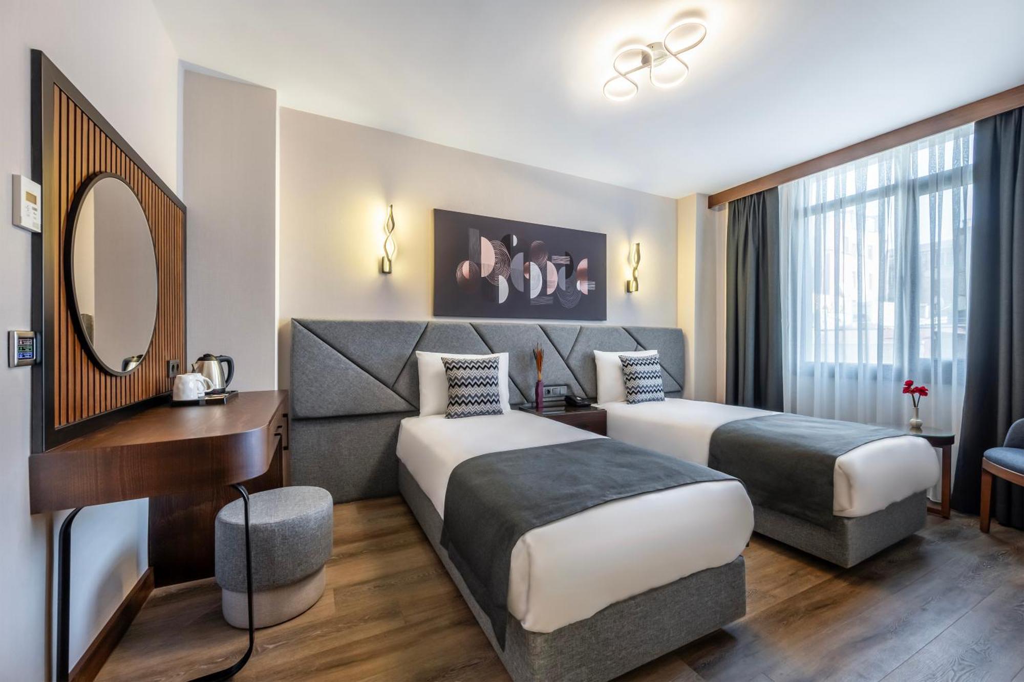 Hotel Bristol Istanbul Exteriör bild