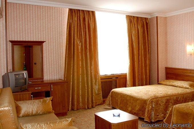Hotel Bristol Istanbul Rum bild
