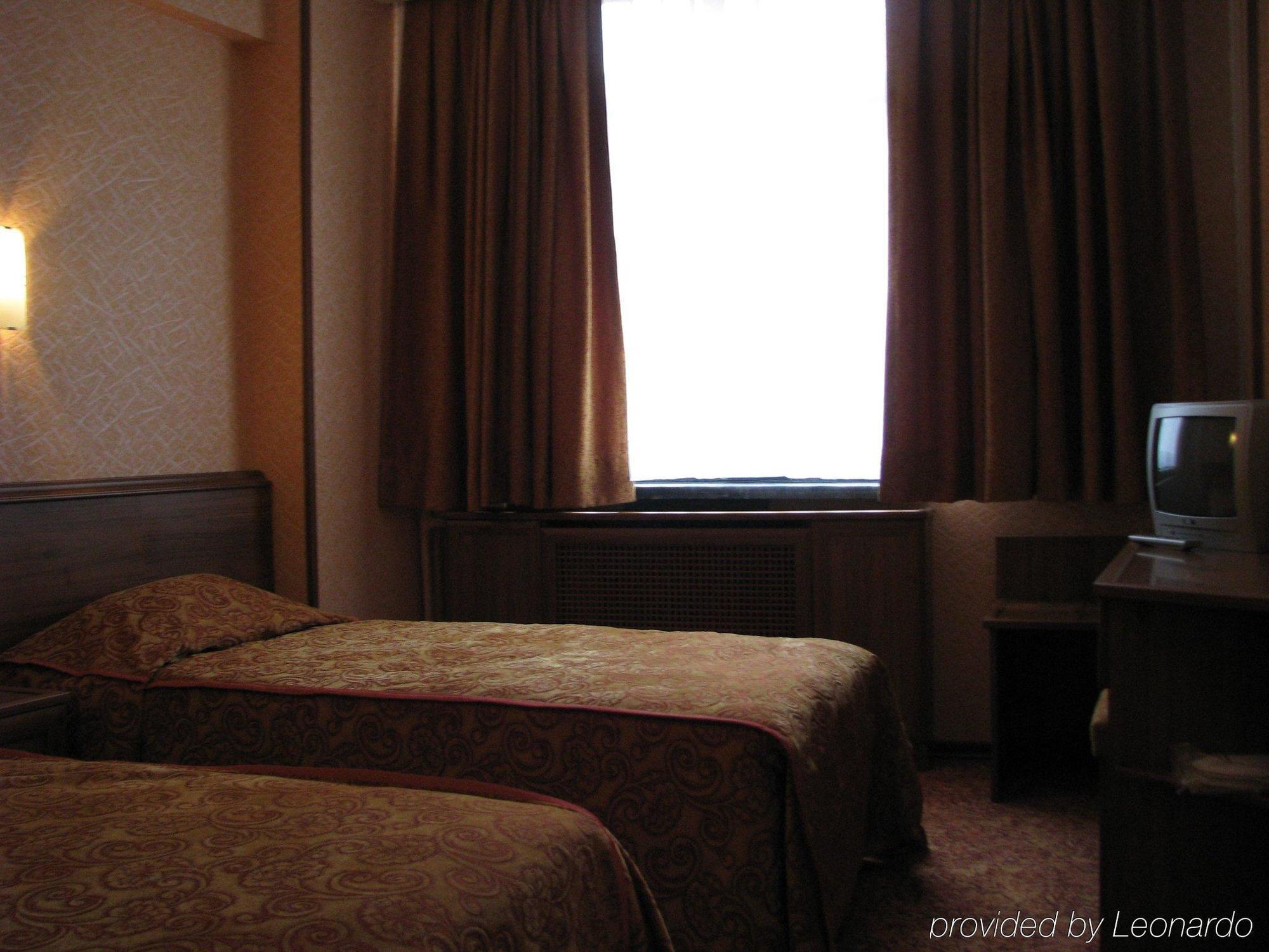Hotel Bristol Istanbul Rum bild